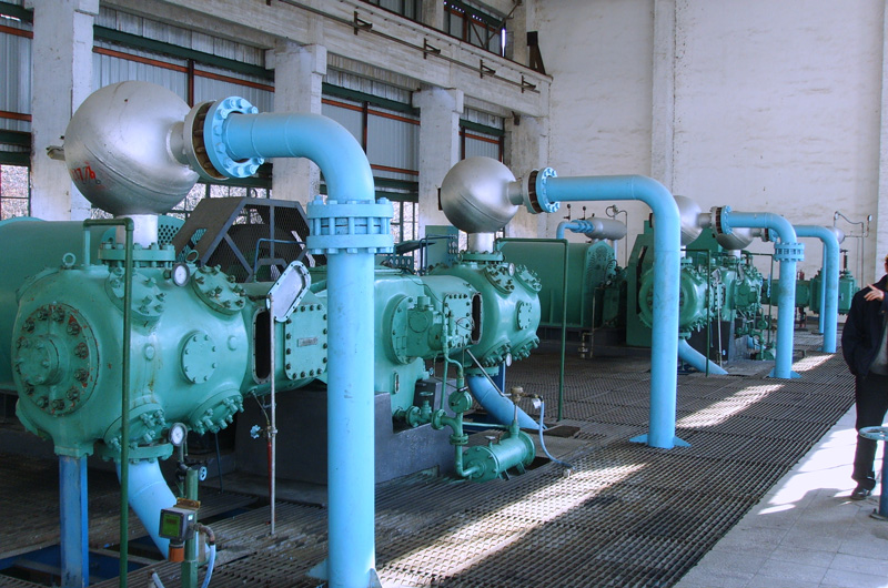 中石化岳陽(yáng)興長(zhǎng)石化股份公司DW-11/13.3-47型甲醇合成氣壓縮機(jī)  