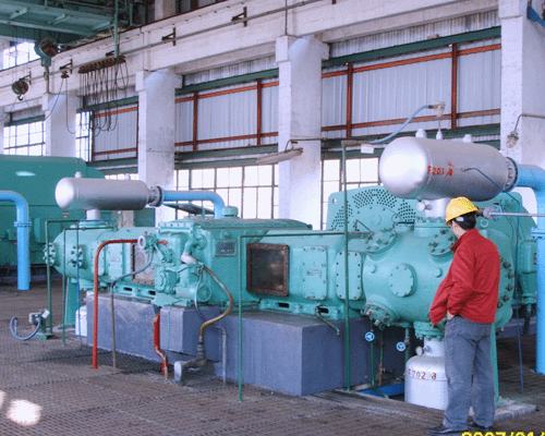 中石化岳陽(yáng)興長(zhǎng)石化股份公司DW-11/13.3-47型甲醇合成氣壓縮機(jī)   