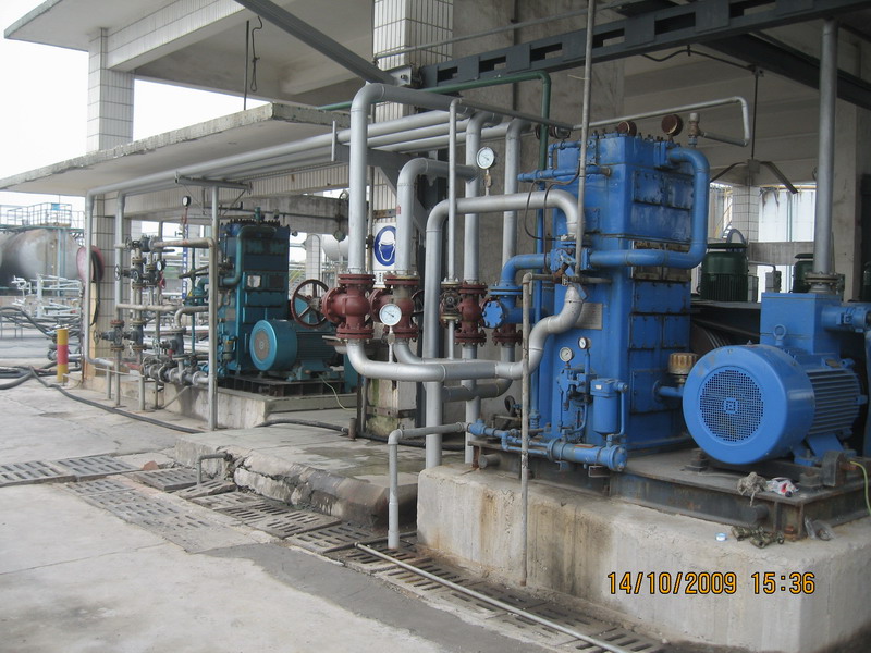 中石化茂名石化實華ZW-3/11-24型丙烯氣壓縮機(jī)